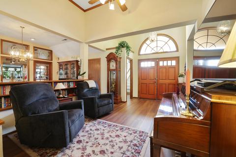 2902 S Bridge St, Visalia, CA 93277 photo 11