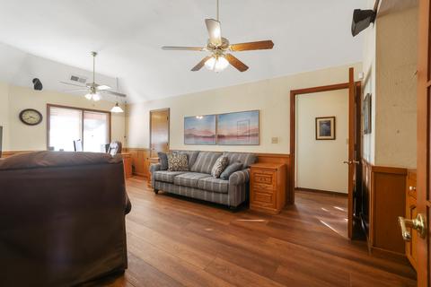 2902 S Bridge St, Visalia, CA 93277 photo 40