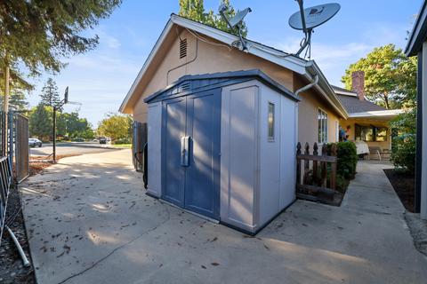 2902 S Bridge St, Visalia, CA 93277 photo 72