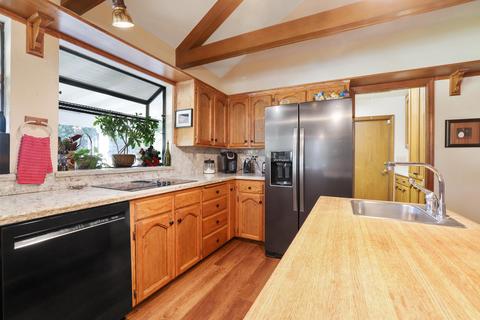 2902 S Bridge St, Visalia, CA 93277 photo 37