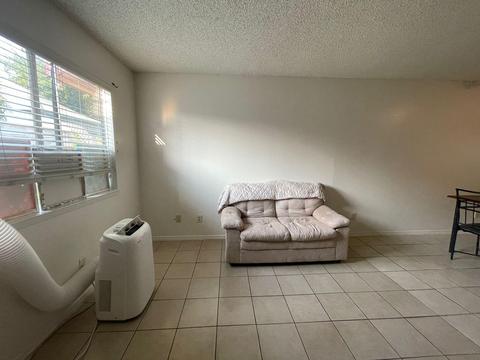 718 S Garden St, Visalia, CA 93277 photo 13