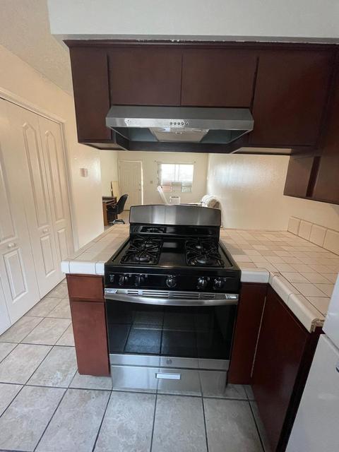 718 S Garden St, Visalia, CA 93277 photo 17