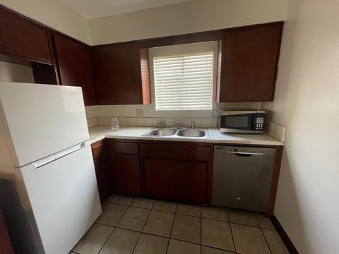 718 S Garden St, Visalia, CA 93277 photo 18