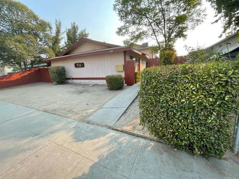 718 S Garden St, Visalia, CA 93277 photo 1