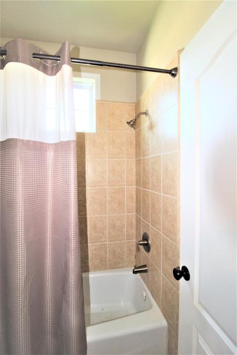 3343 E Grove Ave, Visalia, CA 93292 photo 16