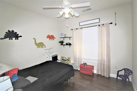 3343 E Grove Ave, Visalia, CA 93292 photo 14