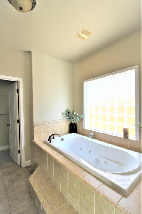 3343 E Grove Ave, Visalia, CA 93292 photo 13