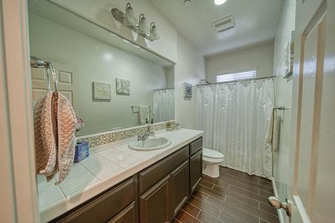 3948 E Cherry Ave, Visalia, CA 93292 photo 20