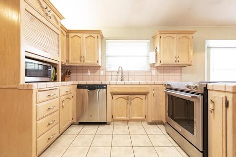 30556 Mehrten Dr, Exeter, CA 93221 photo 18