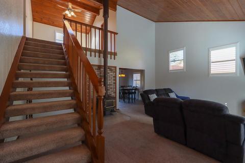 3854 Lissa Dr, Eureka, CA 95503 photo 4