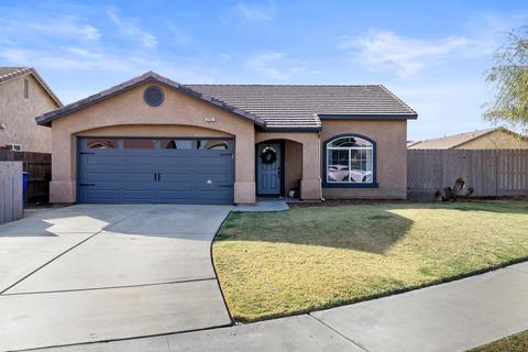 693 Crescent Ln, Lemoore, CA 93245 photo 1