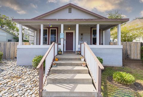 240 S D St, Exeter, CA 93221 photo 2