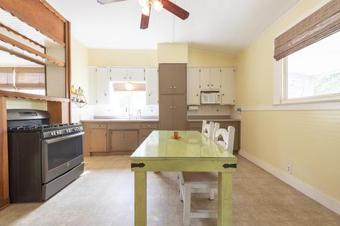 240 S D St, Exeter, CA 93221 photo 14