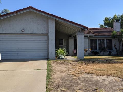 2825 E Norman Dr, Visalia, CA 93292 photo 1