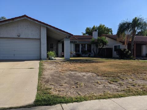 2825 E Norman Dr, Visalia, CA 93292 photo 2