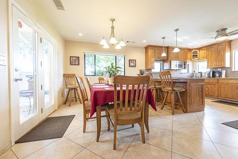 2040 E Feemster Ct, Visalia, CA 93292 photo 6