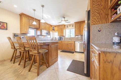 2040 E Feemster Ct, Visalia, CA 93292 photo 8