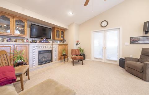 2040 E Feemster Ct, Visalia, CA 93292 photo 14