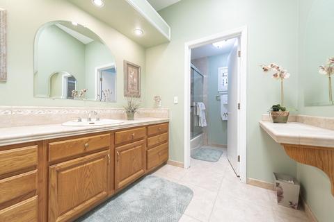 2040 E Feemster Ct, Visalia, CA 93292 photo 37