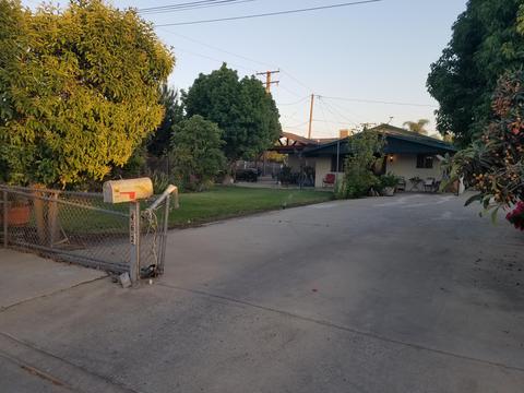 462 3rd St, Lindsay, CA 93247 photo 1