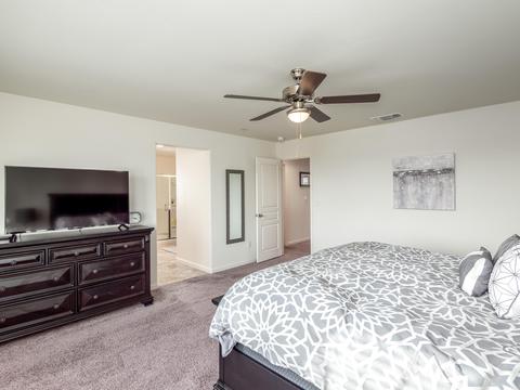 477 Granite St, Lemoore, CA 93245 photo 22