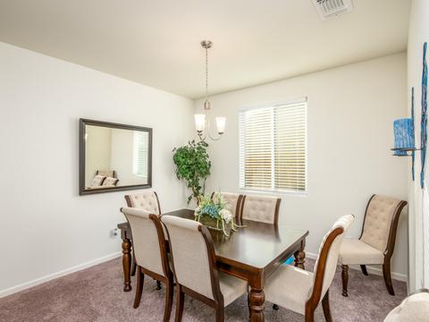477 Granite St, Lemoore, CA 93245 photo 6