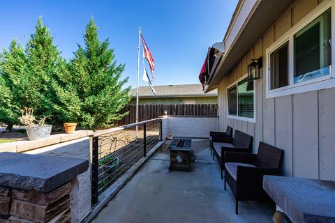 524 Crane Ave, Exeter, CA 93221 photo 4