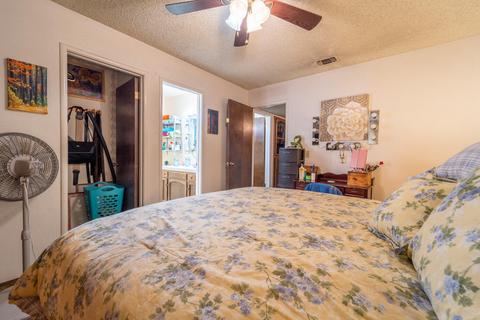 240 E Berkeley Ave, Tulare, CA 93274 photo 24