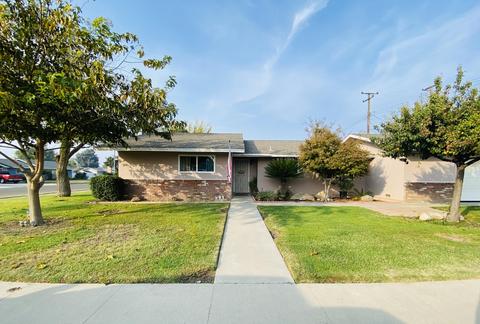 240 E Berkeley Ave, Tulare, CA 93274 photo 1