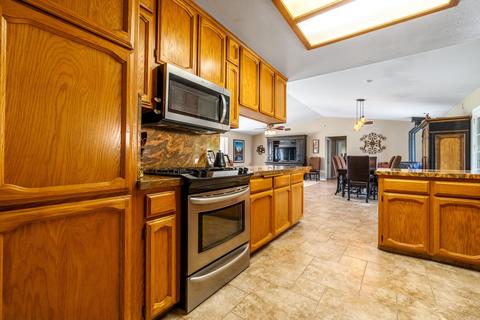 10882 E Kamm Ave, Selma, CA 93662 photo 18