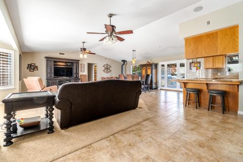 10882 E Kamm Ave, Selma, CA 93662 photo 7