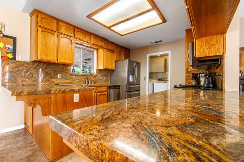 10882 E Kamm Ave, Selma, CA 93662 photo 14