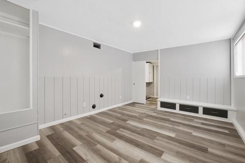 232 E Vine Ave, Visalia, CA 93291 photo 22