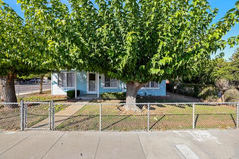 232 E Vine Ave, Visalia, CA 93291 photo 3