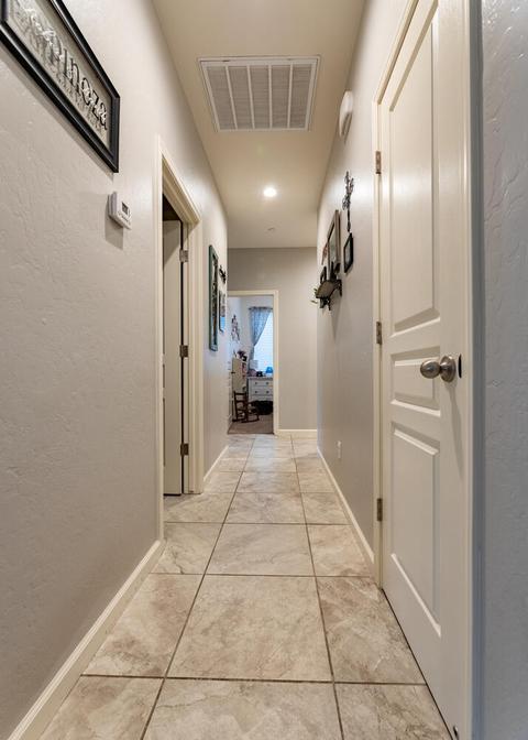 625 E Monte Verde Ave, Visalia, CA 93292 photo 13