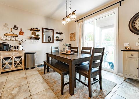625 E Monte Verde Ave, Visalia, CA 93292 photo 12