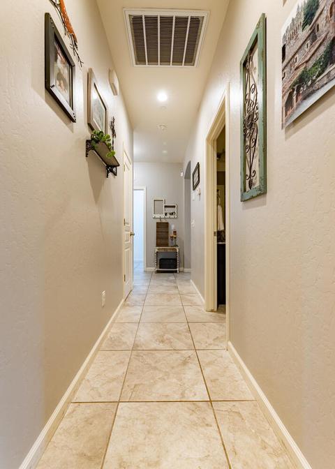 625 E Monte Verde Ave, Visalia, CA 93292 photo 15