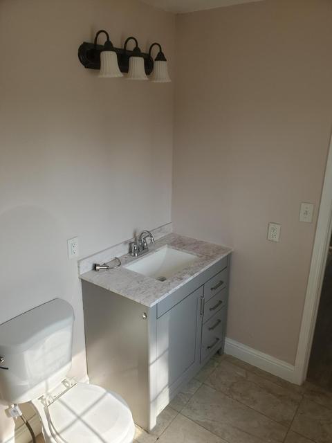 820 E Lyndale Dr, Tulare, CA 93274 photo 5