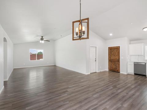 2078 Lobo Ave, Merced, CA 95348 photo 4