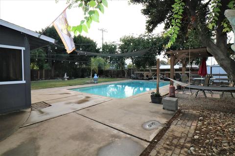 241 E Gail Ave, Tulare, CA 93274 photo 19