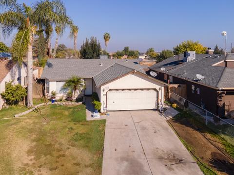 676 Cooper Ct, Tipton, CA 93272 photo 2