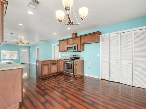 289 Champion St, Lemoore, CA 93245 photo 11