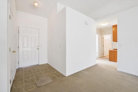 244 E Wren Ave, Visalia, CA 93291 photo 3