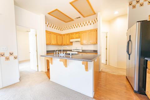 1935 Carnation Ct, Corcoran, CA 93212 photo 9