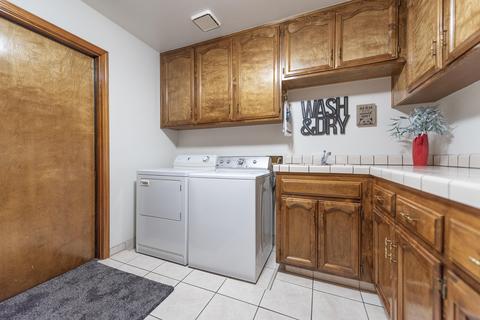 328 E Wilson Ave, Tulare, CA 93274 photo 28