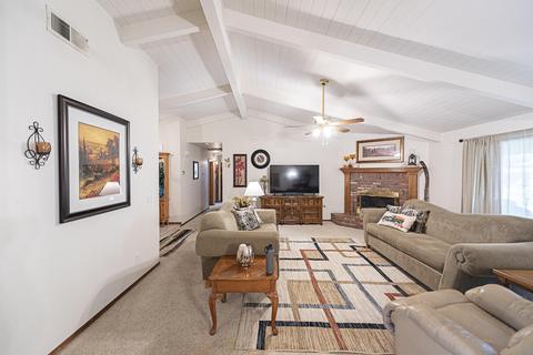 328 E Wilson Ave, Tulare, CA 93274 photo 9