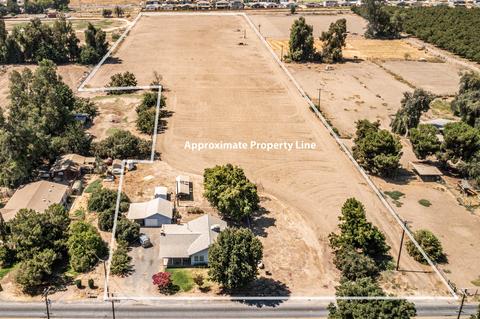 11748 17th Ave, Lemoore, CA 93245 photo 5