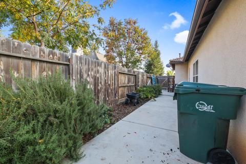 537 Self Ct, Exeter, CA 93221 photo 34