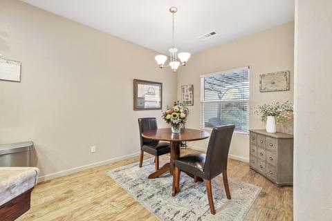 537 Self Ct, Exeter, CA 93221 photo 17