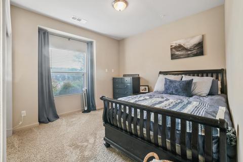 537 Self Ct, Exeter, CA 93221 photo 13